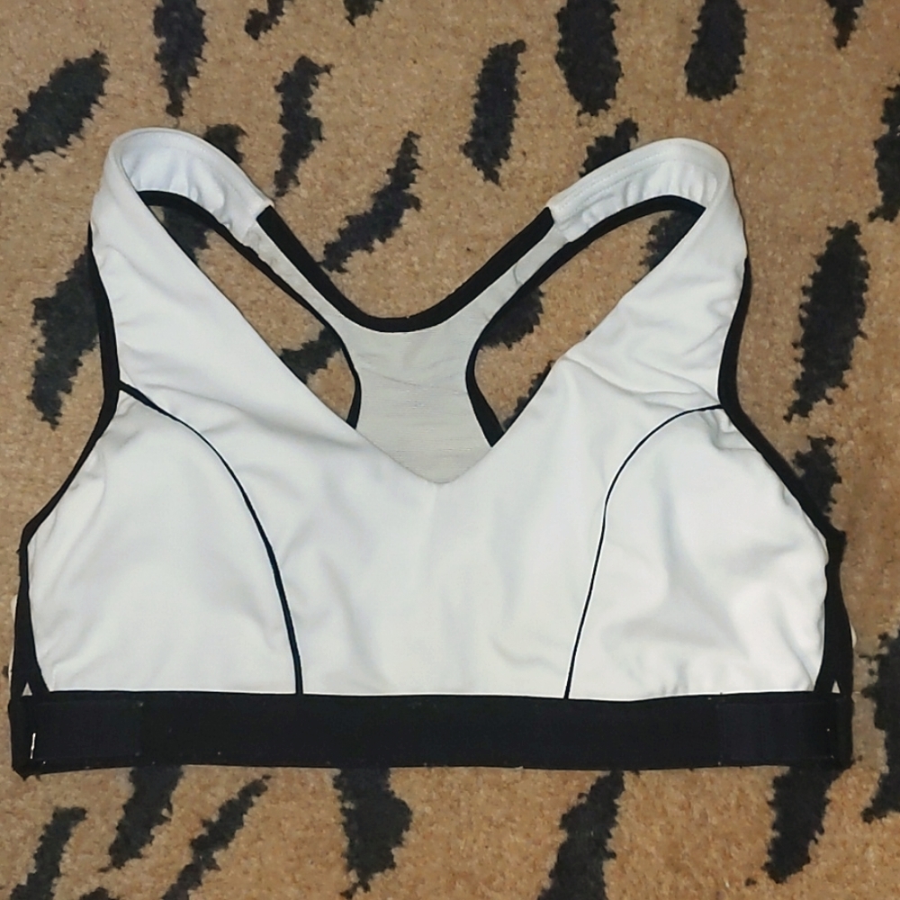 Very cute white with black pipeline sports bra